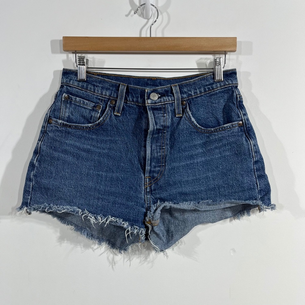 Levi Strauss 501 Original Denim Shorts Medium Wash Cut Off Raw Hem Button Fly 29